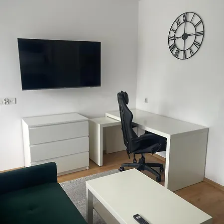 Apartament Parkowa *